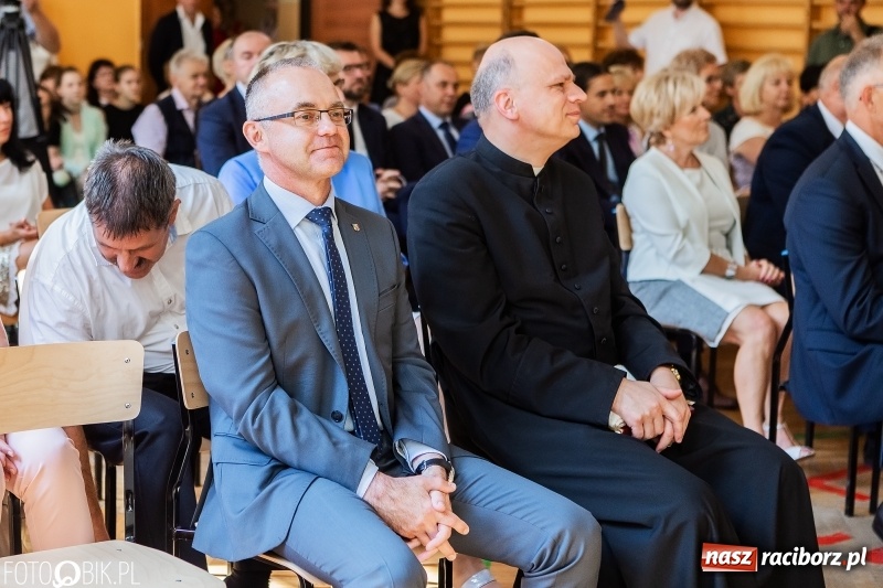 Zdjęcie w galerii na portalu naszraciborz.pl: Miejska inauguracja roku szkolnego w SP 13 wiadomości z regionu