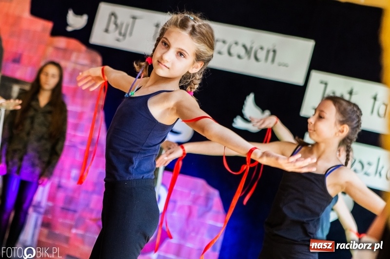 Zdjęcie w galerii na portalu naszraciborz.pl: Miejska inauguracja roku szkolnego w SP 13 wiadomości z regionu