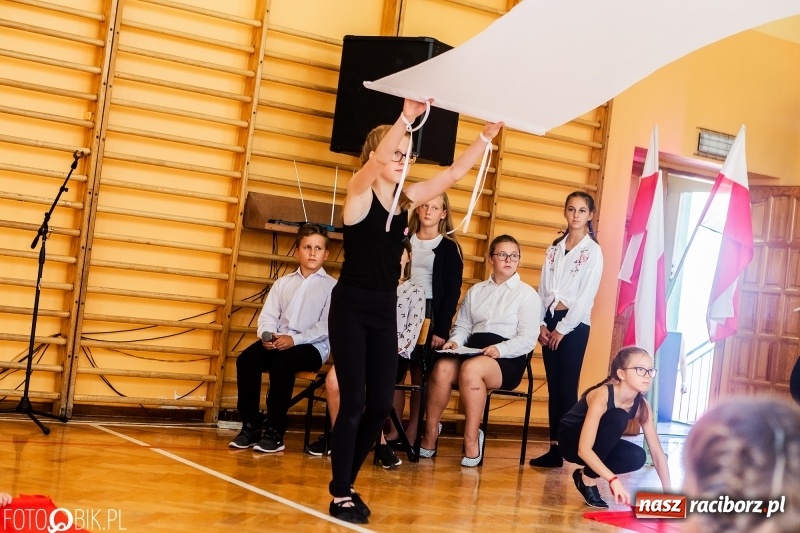 Zdjęcie w galerii na portalu naszraciborz.pl: Miejska inauguracja roku szkolnego w SP 13 wiadomości z regionu