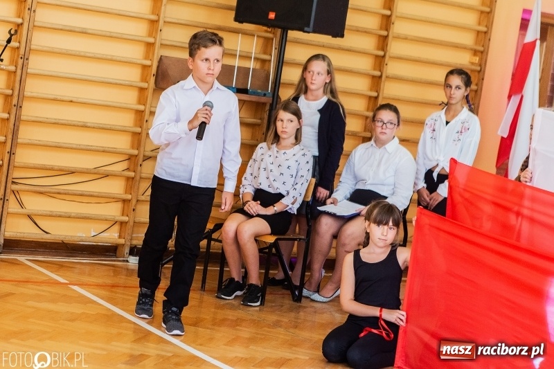 Zdjęcie w galerii na portalu naszraciborz.pl: Miejska inauguracja roku szkolnego w SP 13 wiadomości z regionu