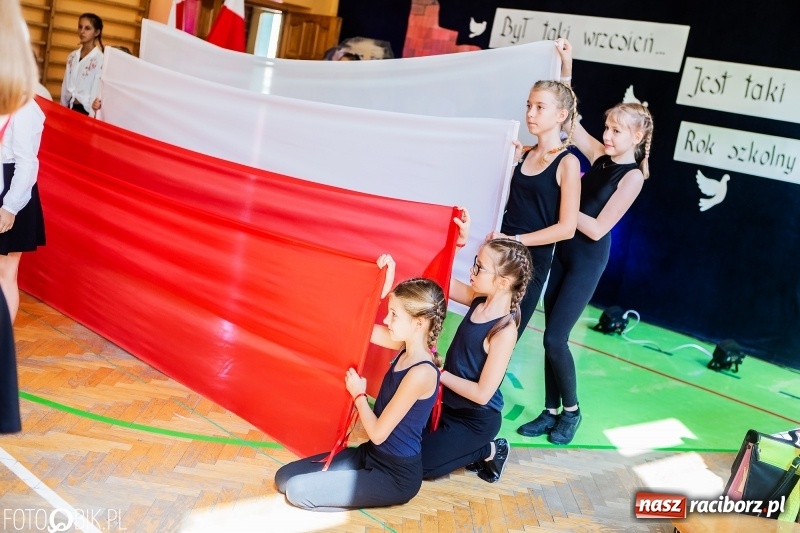 Zdjęcie w galerii na portalu naszraciborz.pl: Miejska inauguracja roku szkolnego w SP 13 wiadomości z regionu