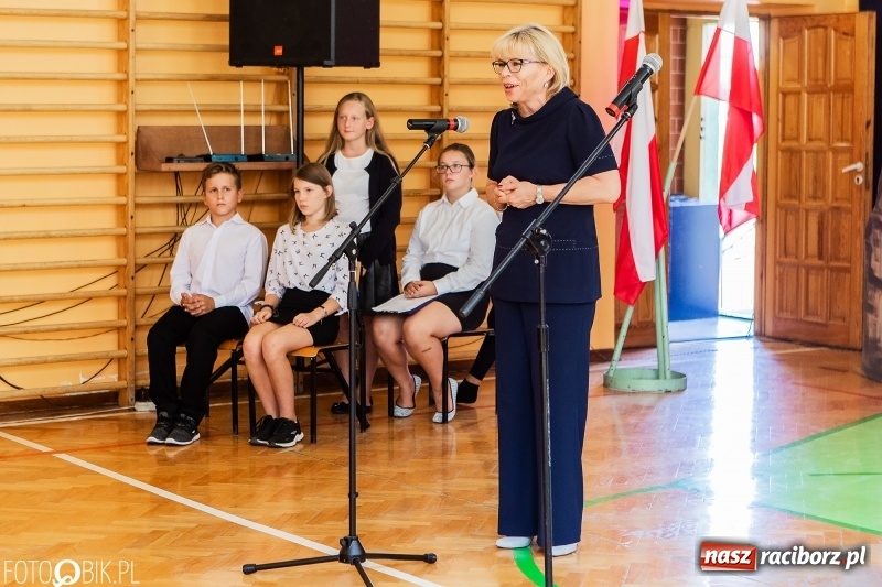 Zdjęcie w galerii na portalu naszraciborz.pl: Miejska inauguracja roku szkolnego w SP 13 wiadomości z regionu