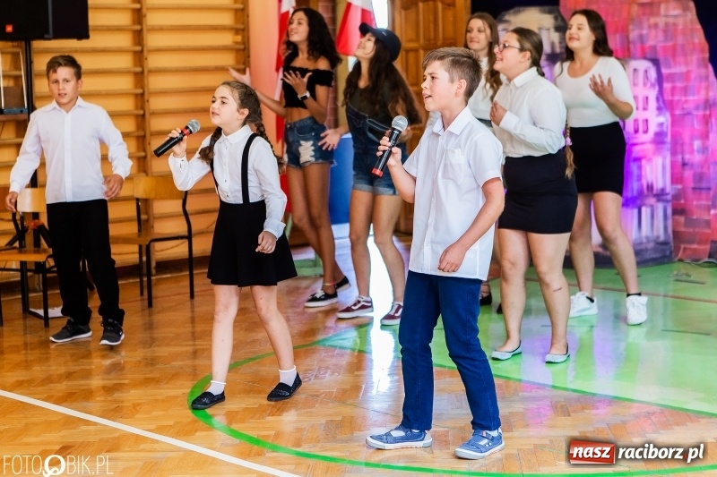 Zdjęcie w galerii na portalu naszraciborz.pl: Miejska inauguracja roku szkolnego w SP 13 wiadomości z regionu