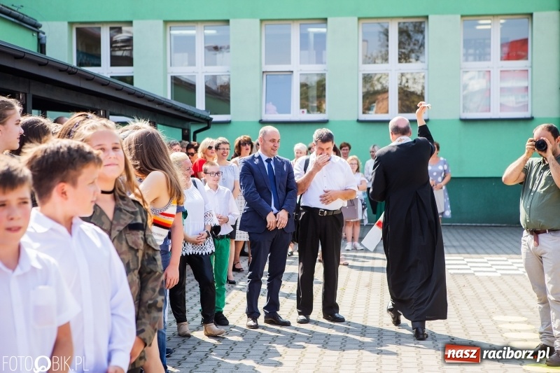 Zdjęcie w galerii na portalu naszraciborz.pl: Miejska inauguracja roku szkolnego w SP 13 wiadomości z regionu