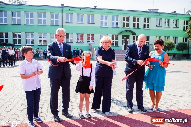 Zdjęcie w galerii na portalu naszraciborz.pl: Miejska inauguracja roku szkolnego w SP 13 wiadomości z regionu