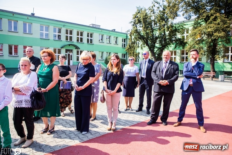 Zdjęcie w galerii na portalu naszraciborz.pl: Miejska inauguracja roku szkolnego w SP 13 wiadomości z regionu