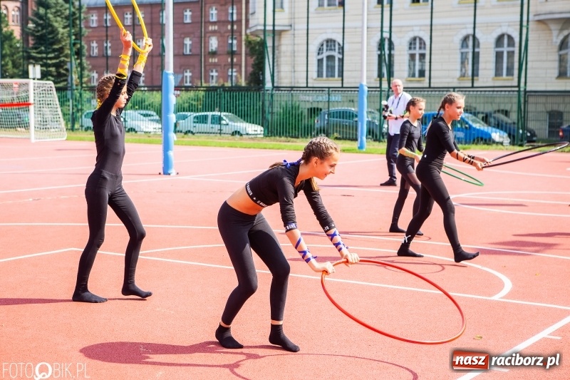 Zdjęcie w galerii na portalu naszraciborz.pl: Miejska inauguracja roku szkolnego w SP 13 wiadomości z regionu