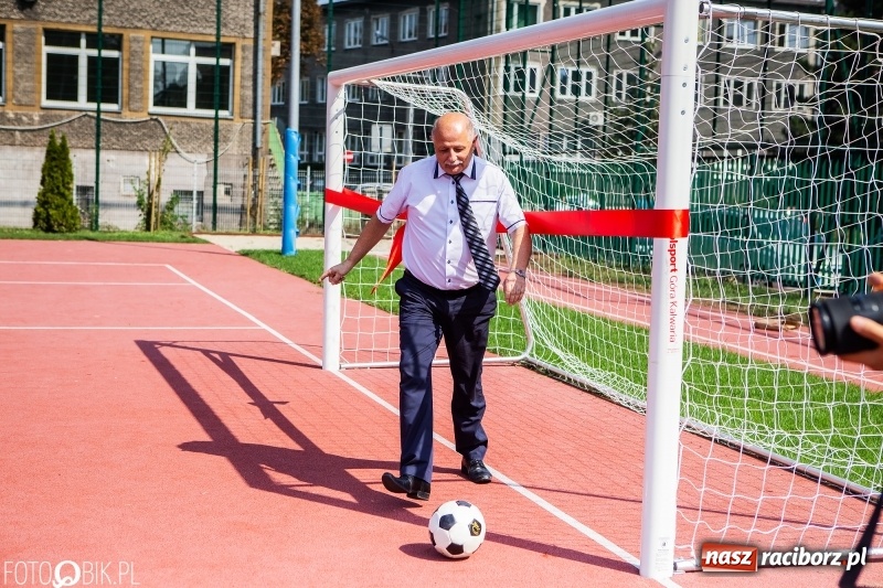 Zdjęcie w galerii na portalu naszraciborz.pl: Miejska inauguracja roku szkolnego w SP 13 wiadomości z regionu