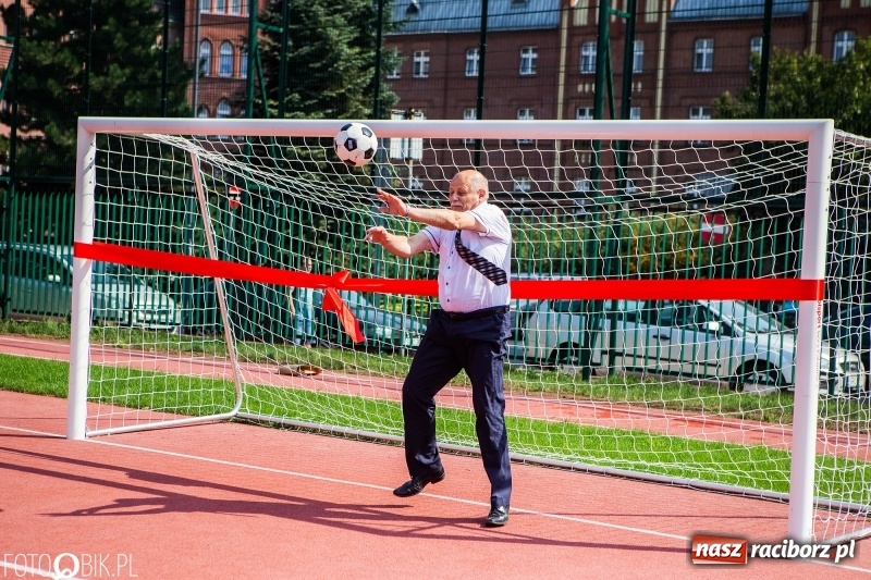 Zdjęcie w galerii na portalu naszraciborz.pl: Miejska inauguracja roku szkolnego w SP 13 wiadomości z regionu