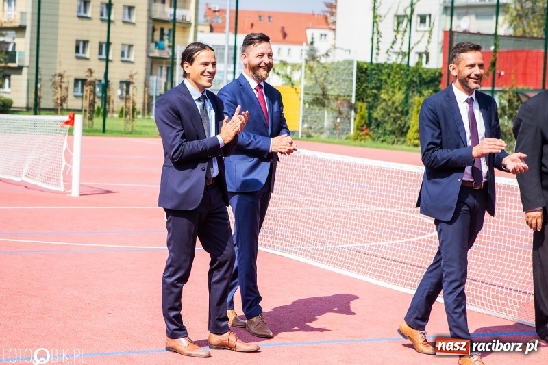 Zdjęcie w galerii na portalu naszraciborz.pl: Miejska inauguracja roku szkolnego w SP 13 wiadomości z regionu