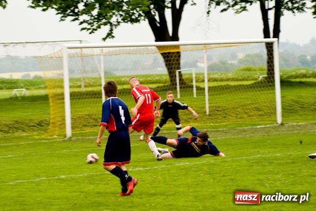 Zdjęcie w galerii na portalu naszraciborz.pl: Wicelider pogrążył outsidera wiadomości z regionu