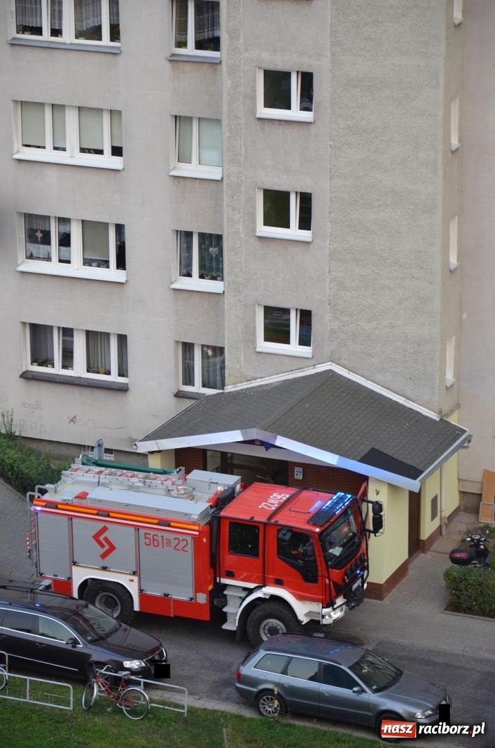 Zdjęcie w galerii na portalu naszraciborz.pl: Akcja na Katowickiej. Zagrożenie było poważne  wiadomości z regionu