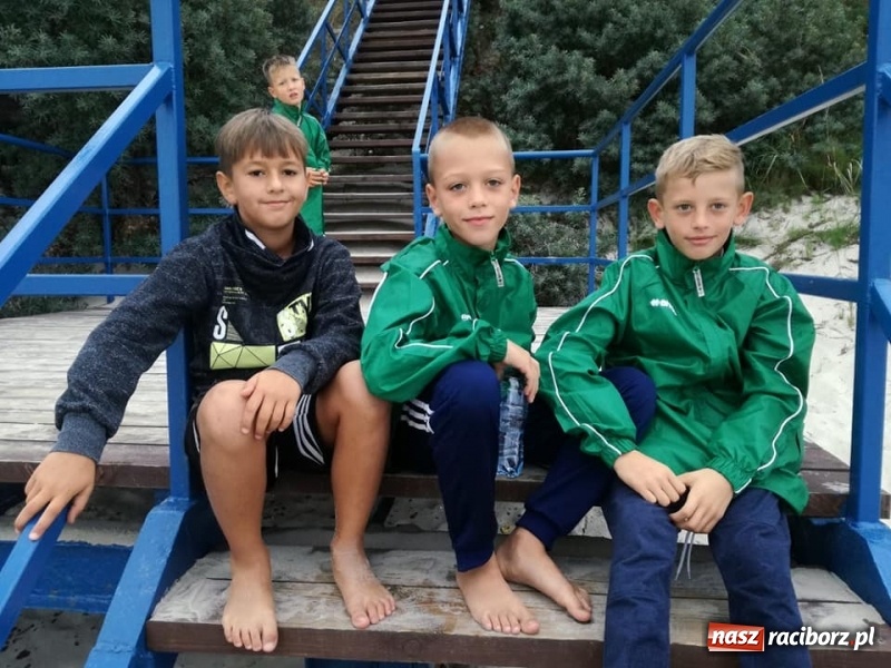 Zdjęcie w galerii na portalu naszraciborz.pl: Młodzi piłkarze LKS Tworków na zgrupowaniu w Rewalu wiadomości z regionu