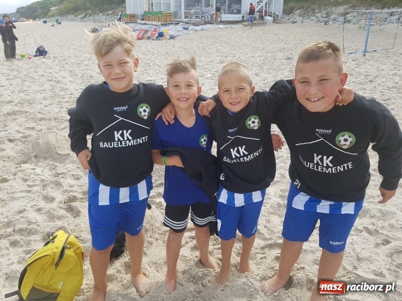 Zdjęcie w galerii na portalu naszraciborz.pl: Młodzi piłkarze LKS Tworków na zgrupowaniu w Rewalu wiadomości z regionu