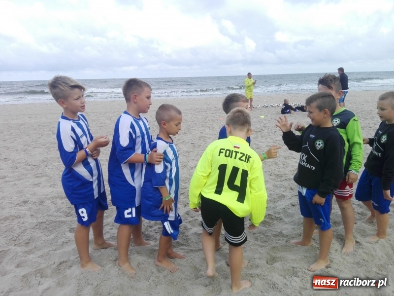 Zdjęcie w galerii na portalu naszraciborz.pl: Młodzi piłkarze LKS Tworków na zgrupowaniu w Rewalu wiadomości z regionu