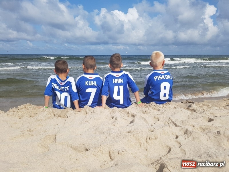 Zdjęcie w galerii na portalu naszraciborz.pl: Młodzi piłkarze LKS Tworków na zgrupowaniu w Rewalu wiadomości z regionu