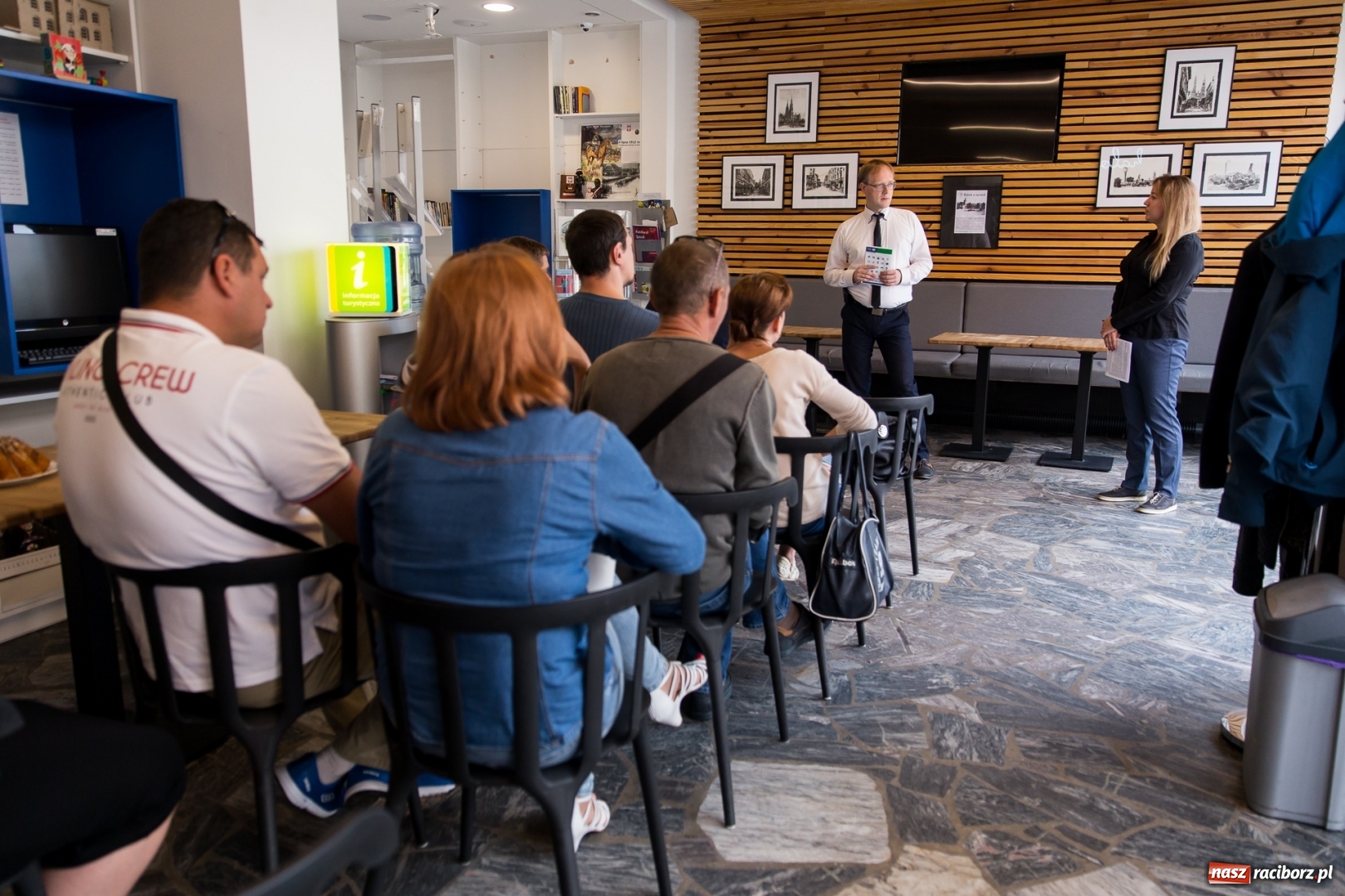 Zdjęcie w galerii na portalu naszraciborz.pl: Obcokrajowcy pracujący w naszym regionie zainteresowani zasiłkami z ZUS wiadomości z regionu