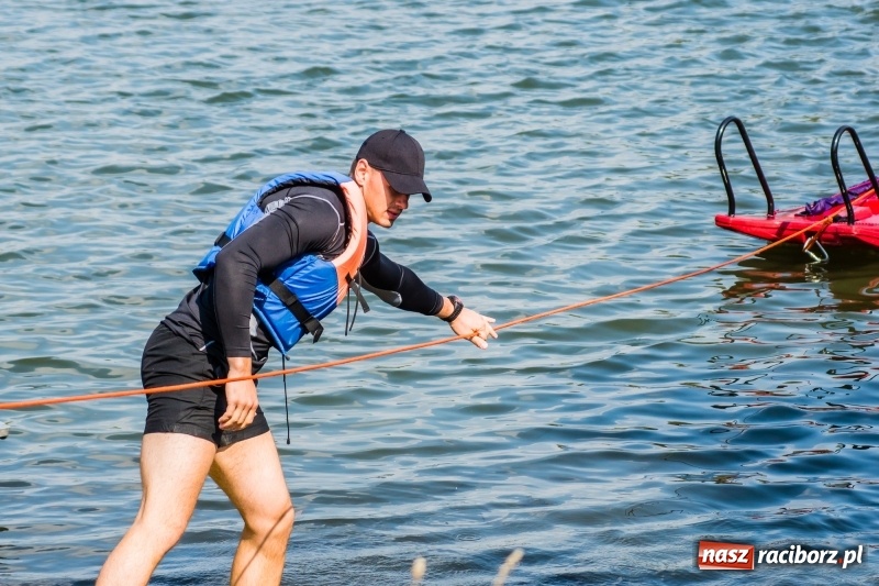 Zdjęcie w galerii na portalu naszraciborz.pl: Raciborscy strażacy odbyli ćwiczenia z ratownictwa wodnego wiadomości z regionu