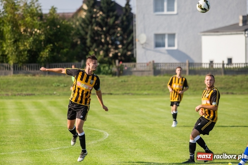 Zdjęcie w galerii na portalu naszraciborz.pl: Nieudana pogoń Studziennej. Lubomia gra dalej wiadomości z regionu