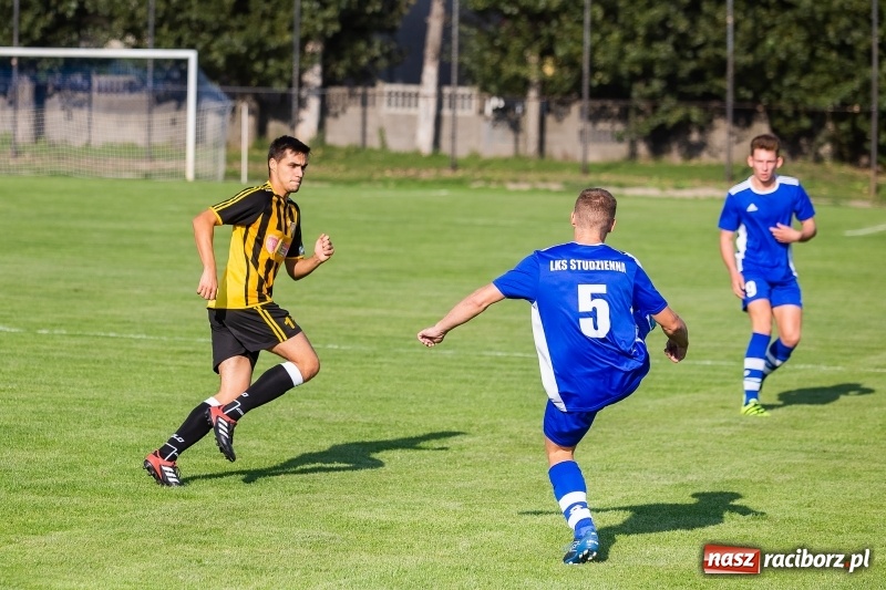 Zdjęcie w galerii na portalu naszraciborz.pl: Nieudana pogoń Studziennej. Lubomia gra dalej wiadomości z regionu