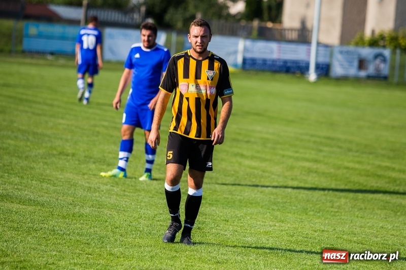 Zdjęcie w galerii na portalu naszraciborz.pl: Nieudana pogoń Studziennej. Lubomia gra dalej wiadomości z regionu