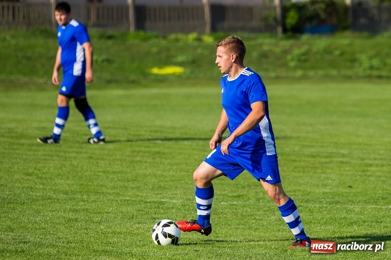 Zdjęcie w galerii na portalu naszraciborz.pl: Nieudana pogoń Studziennej. Lubomia gra dalej wiadomości z regionu