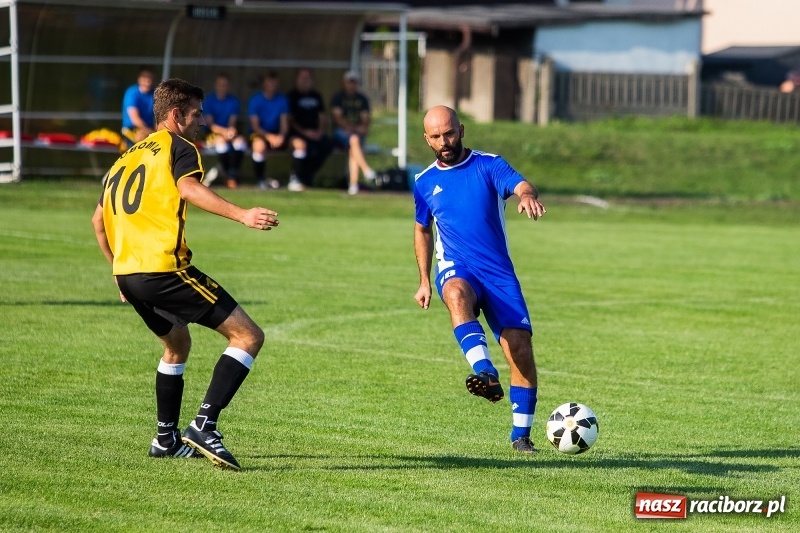 Zdjęcie w galerii na portalu naszraciborz.pl: Nieudana pogoń Studziennej. Lubomia gra dalej wiadomości z regionu