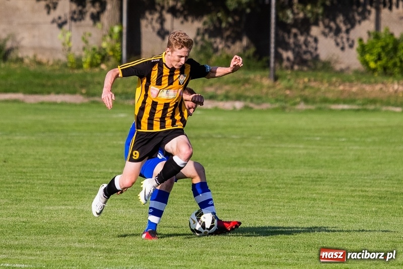 Zdjęcie w galerii na portalu naszraciborz.pl: Nieudana pogoń Studziennej. Lubomia gra dalej wiadomości z regionu