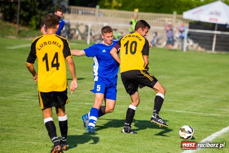 Zdjęcie w galerii na portalu naszraciborz.pl: Nieudana pogoń Studziennej. Lubomia gra dalej wiadomości z regionu
