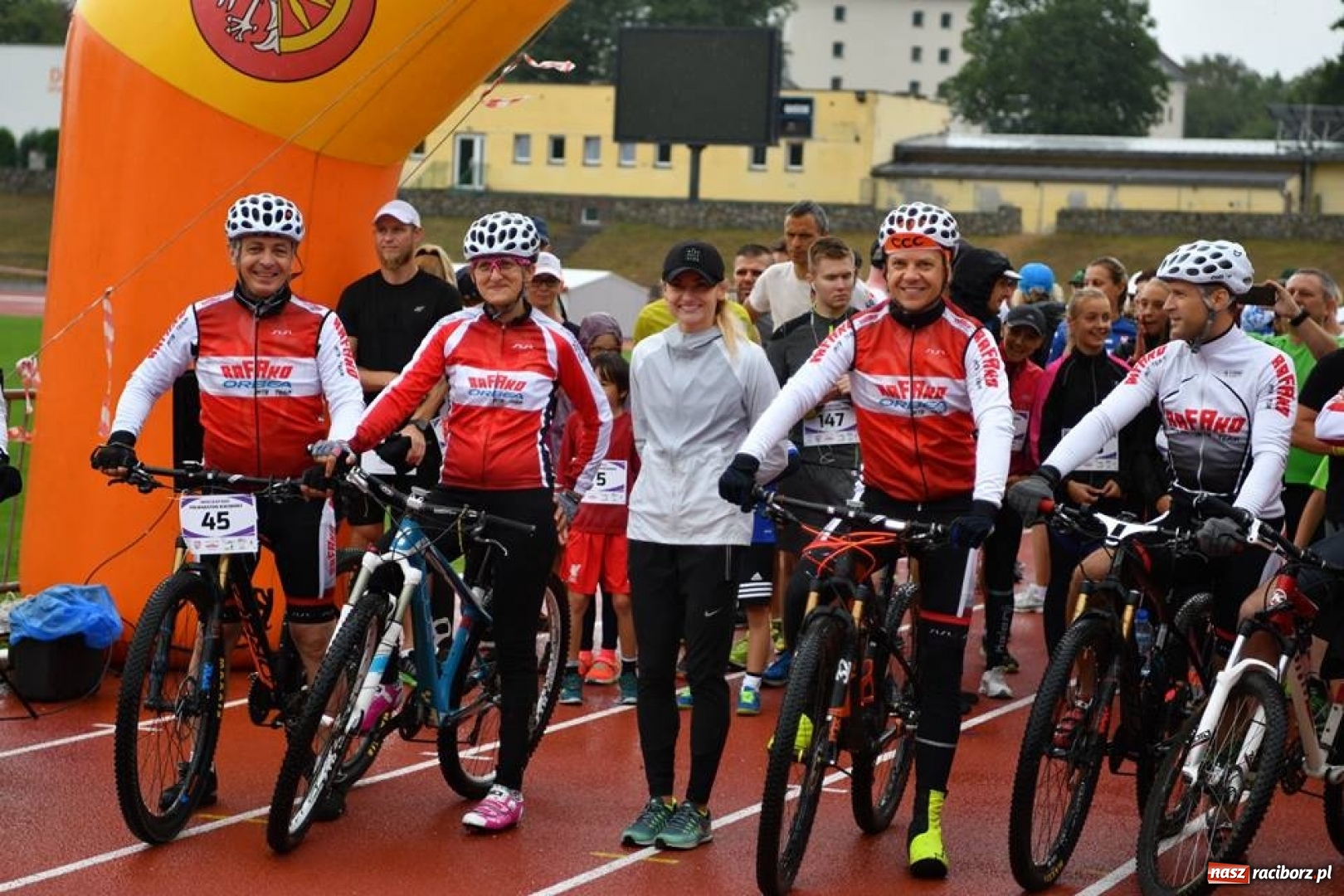 Zdjęcie w galerii na portalu naszraciborz.pl: Biegacze zebrali ponad 18 tysięcy złotych dla Natalki Kwiatkowskiej wiadomości z regionu