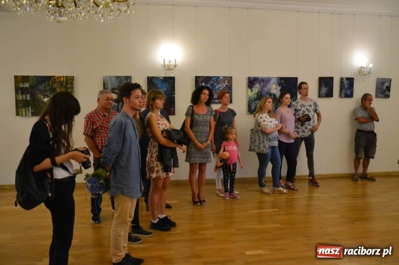 Zdjęcie w galerii na portalu naszraciborz.pl: 13 - wernisaż wystawy Martyny Rejner  wiadomości z regionu