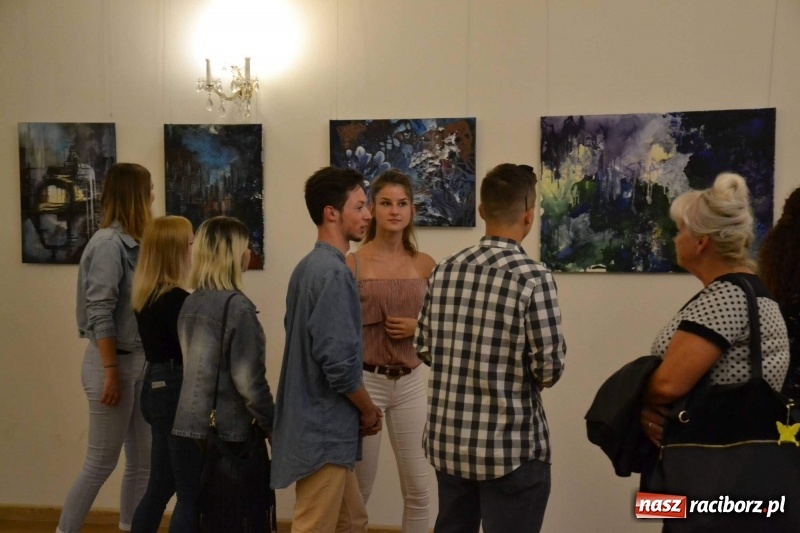 Zdjęcie w galerii na portalu naszraciborz.pl: 13 - wernisaż wystawy Martyny Rejner  wiadomości z regionu