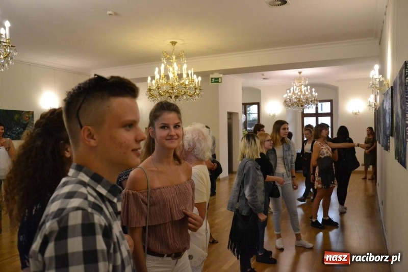 Zdjęcie w galerii na portalu naszraciborz.pl: 13 - wernisaż wystawy Martyny Rejner  wiadomości z regionu