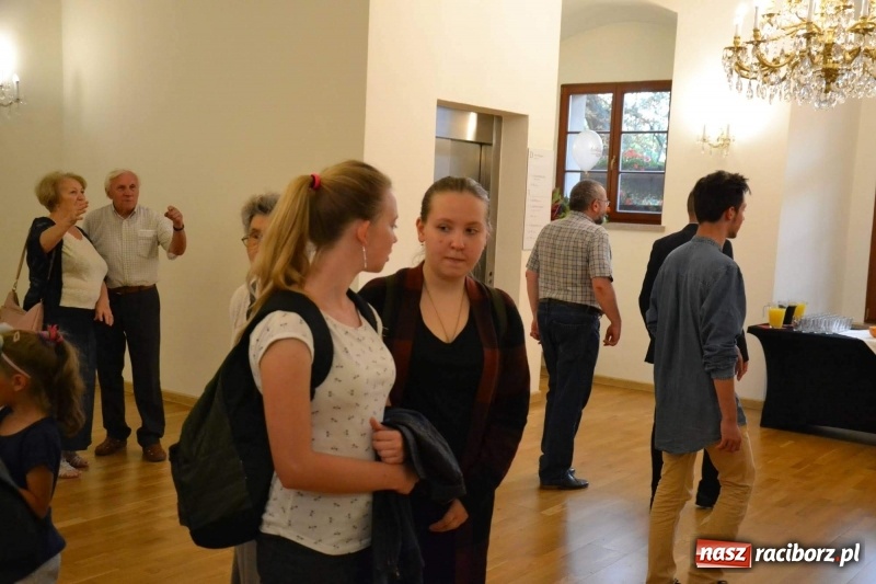 Zdjęcie w galerii na portalu naszraciborz.pl: 13 - wernisaż wystawy Martyny Rejner  wiadomości z regionu