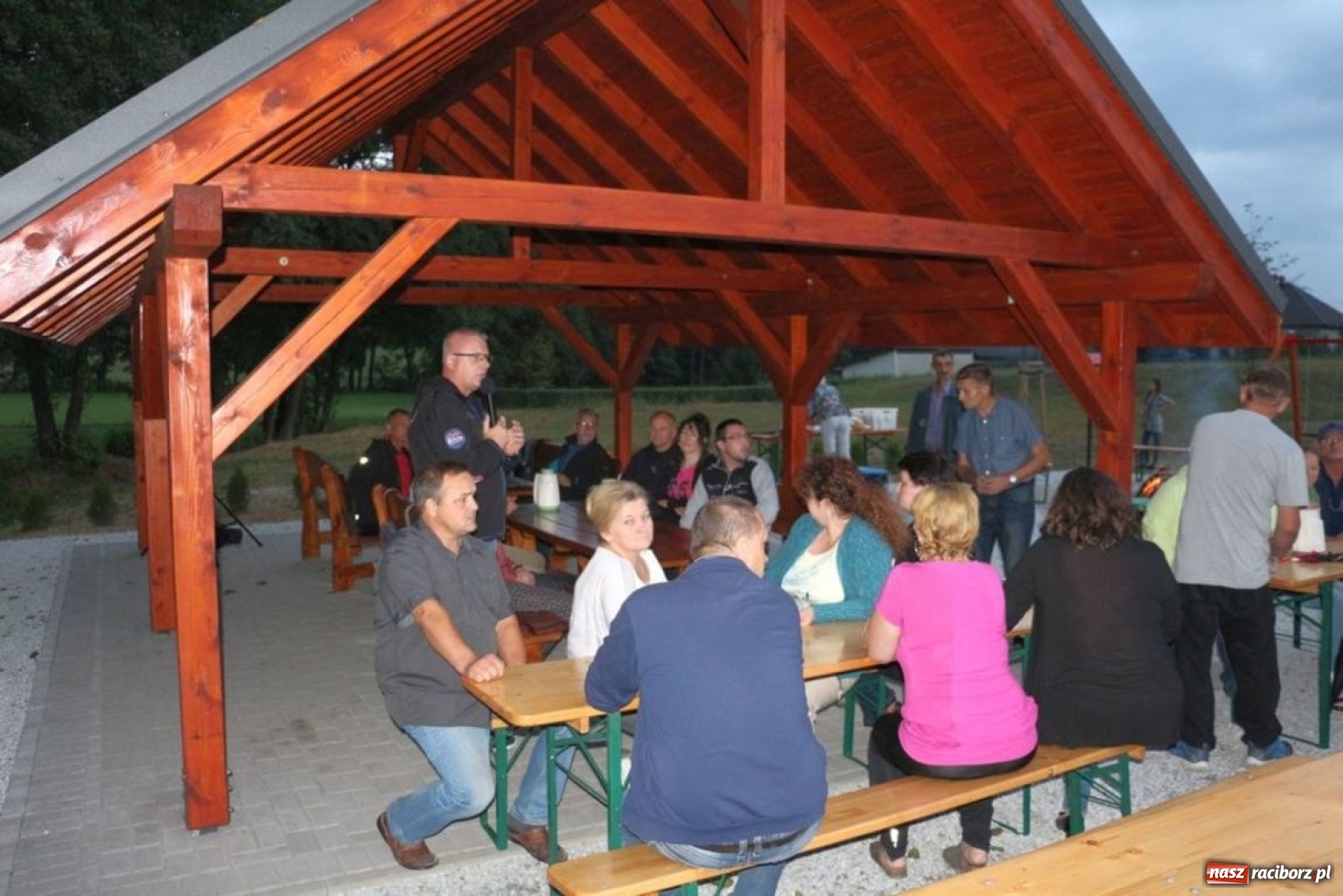 Zdjęcie w galerii na portalu naszraciborz.pl: W Pogrzebieniu otwarto miejsce rekreacyjne  wiadomości z regionu