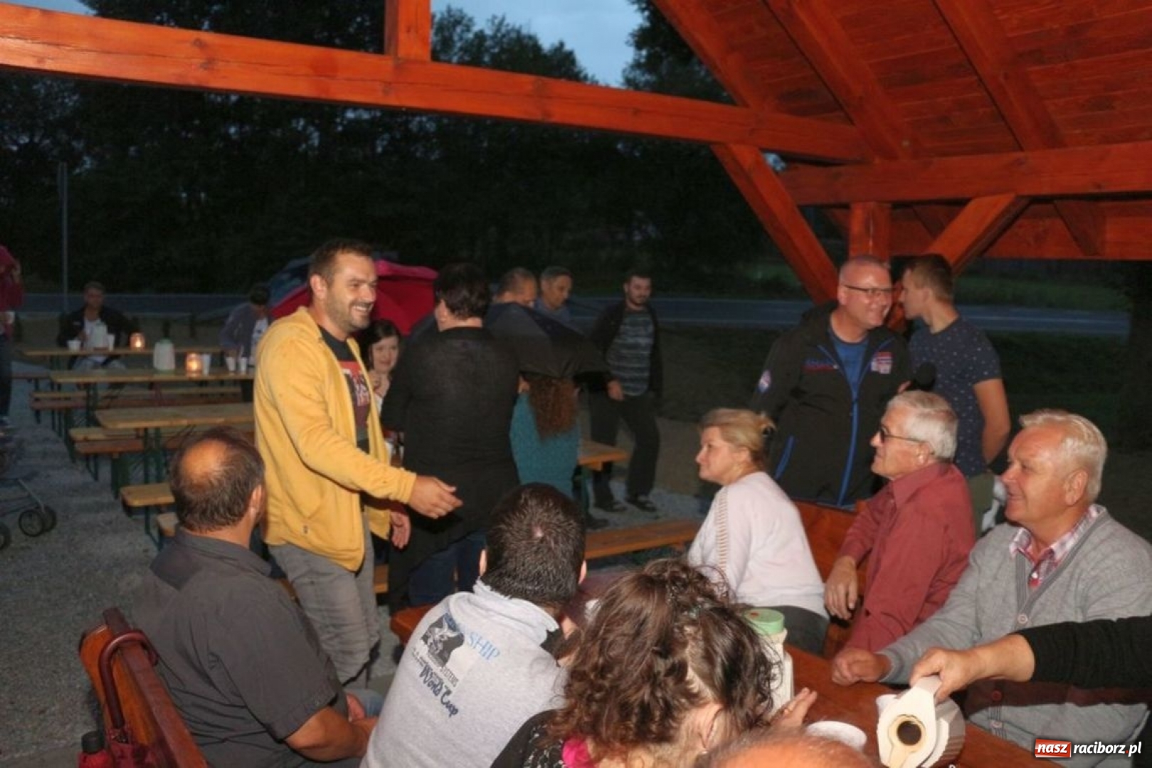 Zdjęcie w galerii na portalu naszraciborz.pl: W Pogrzebieniu otwarto miejsce rekreacyjne  wiadomości z regionu