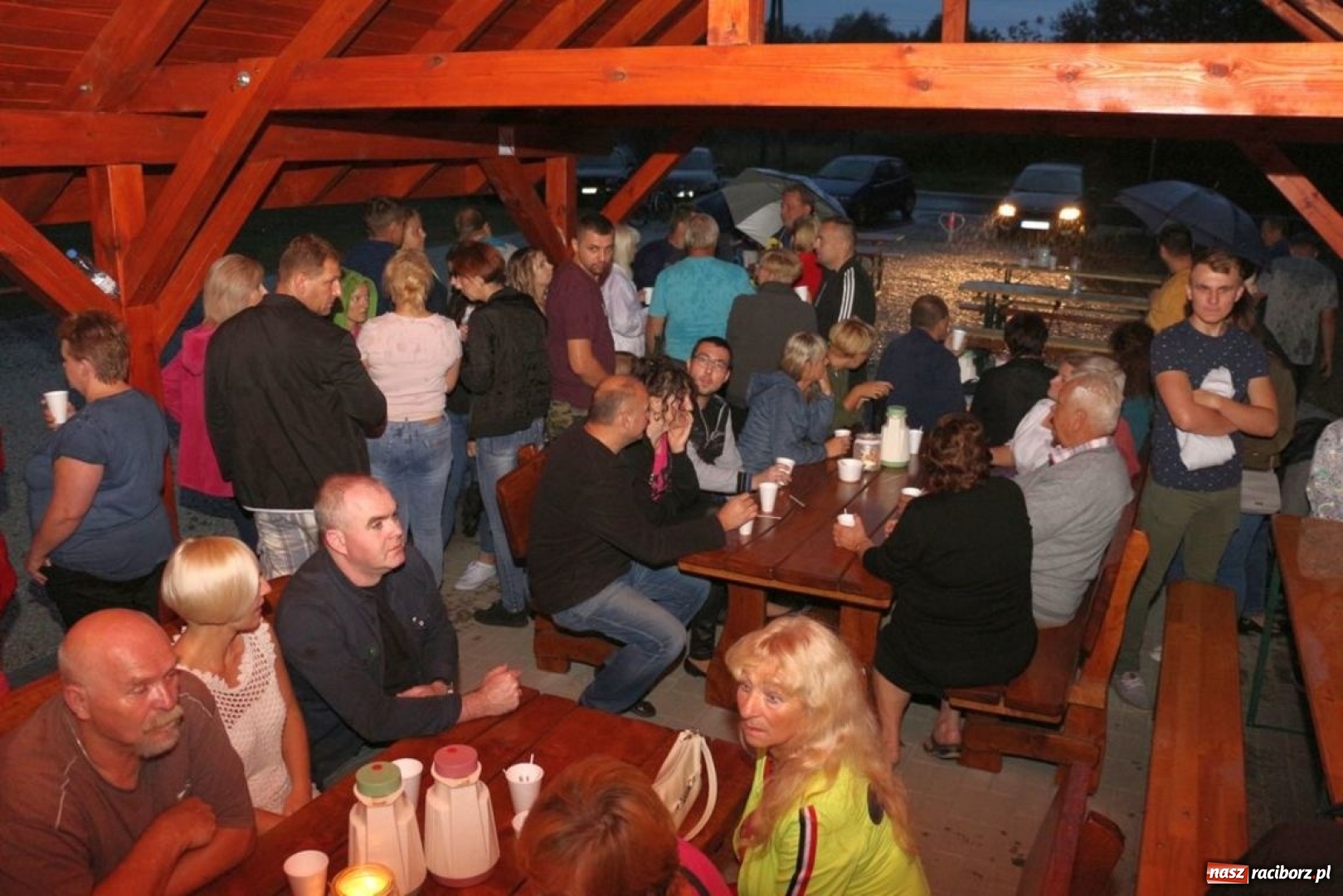 Zdjęcie w galerii na portalu naszraciborz.pl: W Pogrzebieniu otwarto miejsce rekreacyjne  wiadomości z regionu