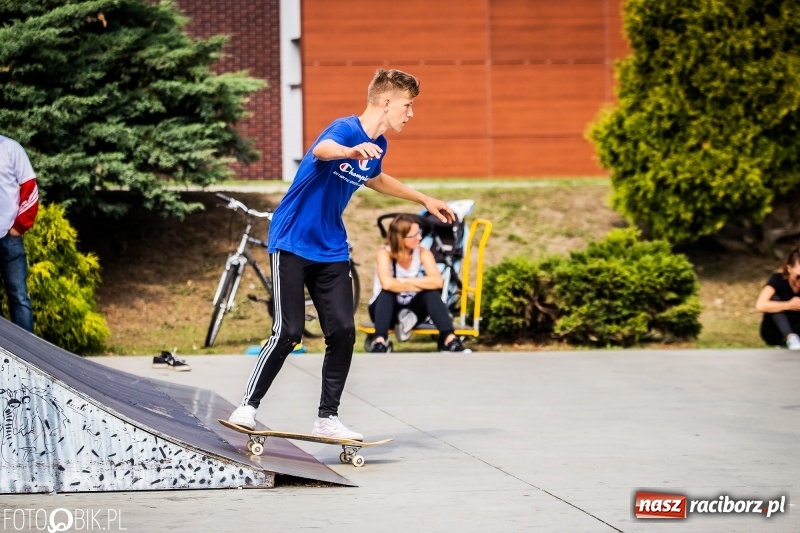 Zdjęcie w galerii na portalu naszraciborz.pl: Hit The Rail Jam na skateparku przy Zamkowej wiadomości z regionu