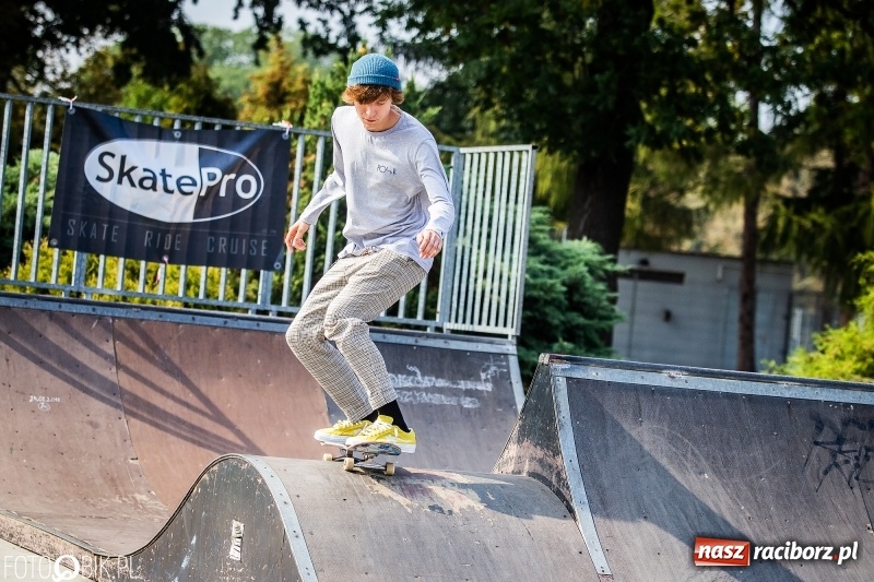 Zdjęcie w galerii na portalu naszraciborz.pl: Hit The Rail Jam na skateparku przy Zamkowej wiadomości z regionu