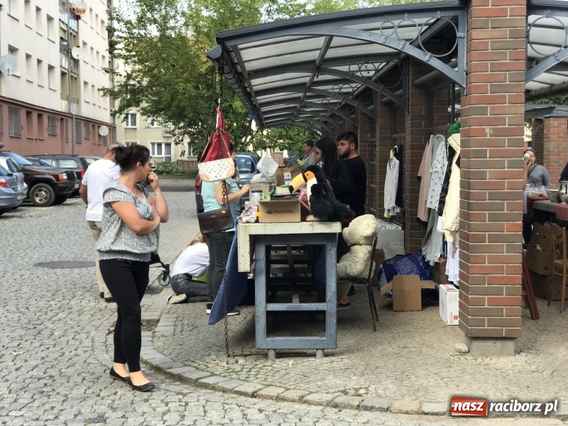 Zdjęcie w galerii na portalu naszraciborz.pl: Pierwszy raciborski pchli targ wiadomości z regionu