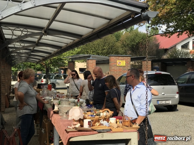 Zdjęcie w galerii na portalu naszraciborz.pl: Pierwszy raciborski pchli targ wiadomości z regionu