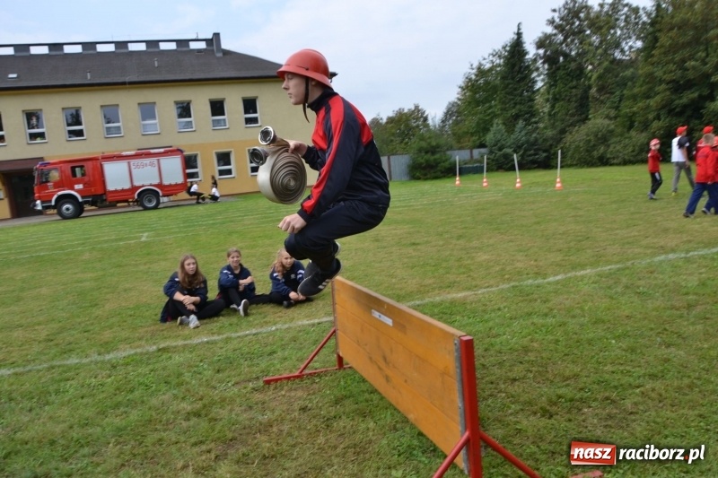 Zdjęcie w galerii na portalu naszraciborz.pl: Młodzi strażacy po raz dwunasty walczyli o Puchar Starosty  wiadomości z regionu
