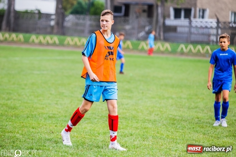 Zdjęcie w galerii na portalu naszraciborz.pl: Trampkarze Unii lepsi od Polonii Marklowice wiadomości z regionu