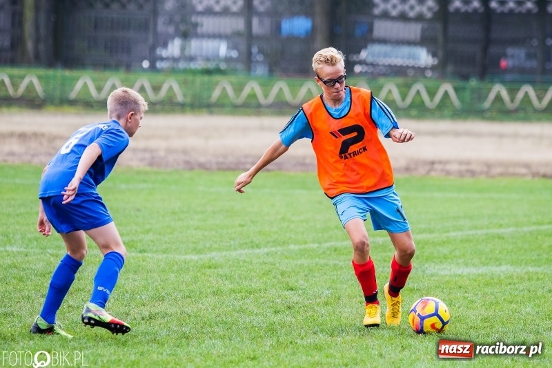 Zdjęcie w galerii na portalu naszraciborz.pl: Trampkarze Unii lepsi od Polonii Marklowice wiadomości z regionu