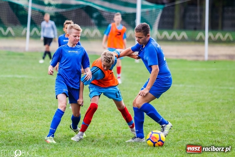 Zdjęcie w galerii na portalu naszraciborz.pl: Trampkarze Unii lepsi od Polonii Marklowice wiadomości z regionu