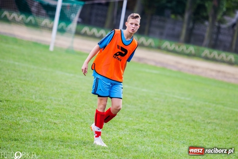 Zdjęcie w galerii na portalu naszraciborz.pl: Trampkarze Unii lepsi od Polonii Marklowice wiadomości z regionu