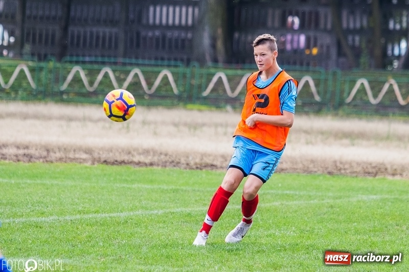 Zdjęcie w galerii na portalu naszraciborz.pl: Trampkarze Unii lepsi od Polonii Marklowice wiadomości z regionu