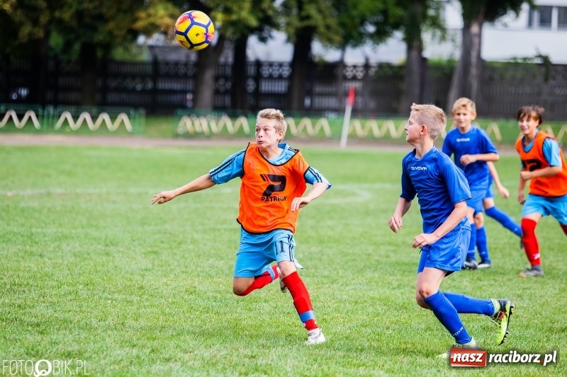 Zdjęcie w galerii na portalu naszraciborz.pl: Trampkarze Unii lepsi od Polonii Marklowice wiadomości z regionu