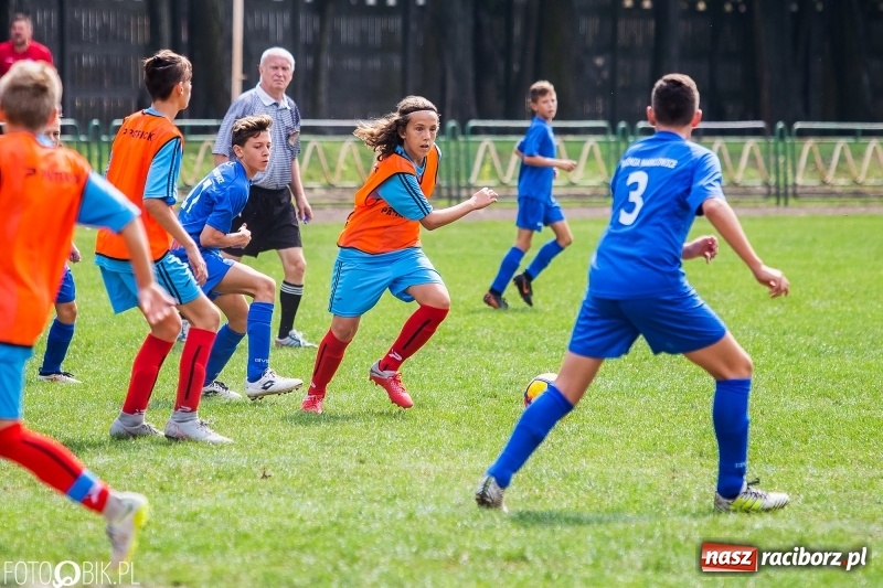Zdjęcie w galerii na portalu naszraciborz.pl: Trampkarze Unii lepsi od Polonii Marklowice wiadomości z regionu