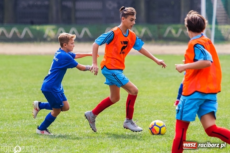 Zdjęcie w galerii na portalu naszraciborz.pl: Trampkarze Unii lepsi od Polonii Marklowice wiadomości z regionu